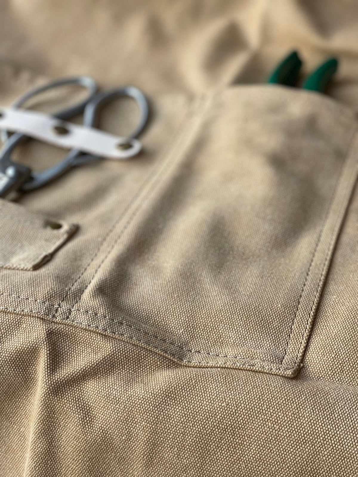 Gardening Apron - Waxed Canvas Apron with Pockets The Celtic Farm
